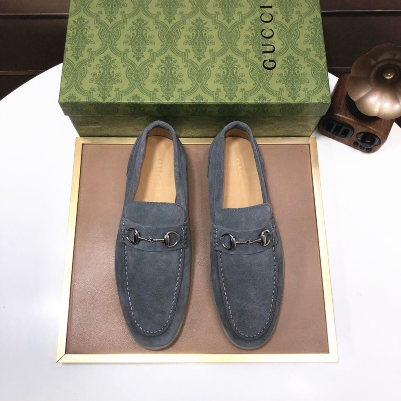 G*u*i leather shoes